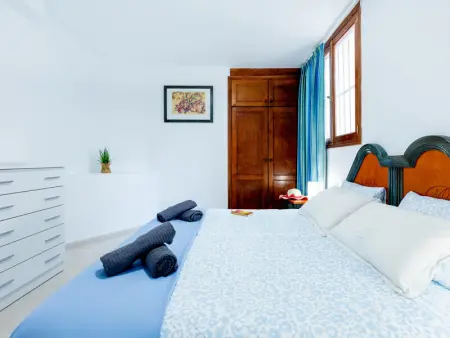 Appartement Charmant avec Piscine et Confort près des Attractions - Photo 13