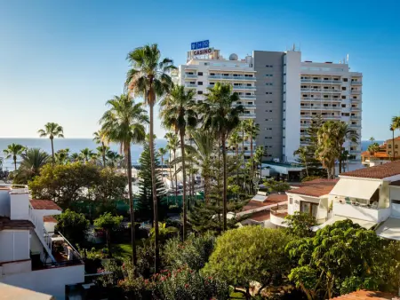 Appartement chic avec terrasse, Wi-Fi, proche plages et attractions - Photo 17