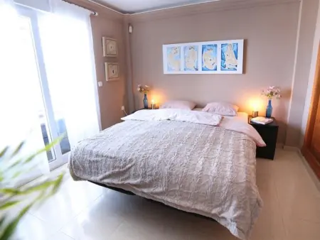 Spectaculaire villa près de la mer avec jardin et piscine privée - Photo 4