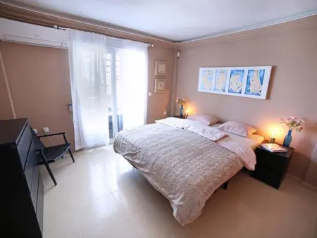 Spectaculaire villa près de la mer avec jardin et piscine privée - Photo 6