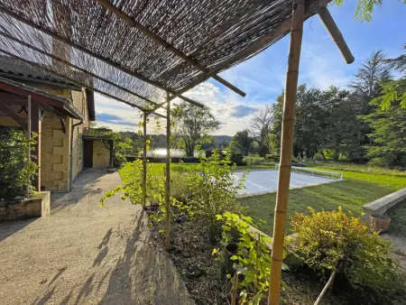 Charmante maison en pierres au bord de la Dordogne, idéale pour 4 personnes - Photo 4