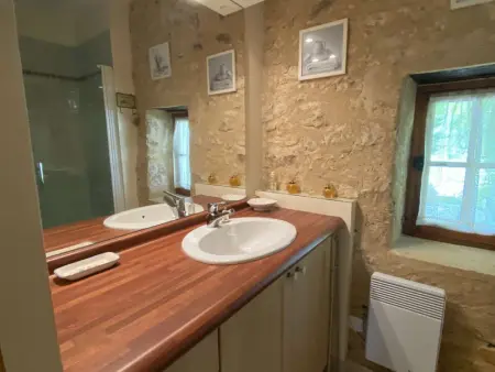 Charmante maison en pierres au bord de la Dordogne, idéale pour 4 personnes - Photo 12