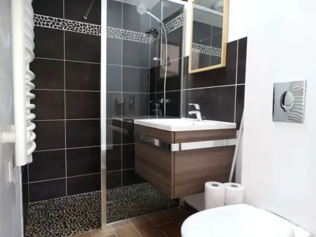 Maison typique avec jardin et WiFi, animaux acceptés - Photo 5