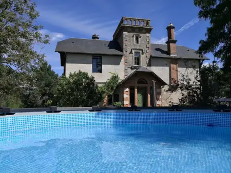 Gite à Boulleret, Domaine de l'Île: Maison historique avec piscine et Wi-Fi - L1073415