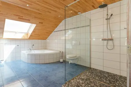 A la Clairette, Magnifique Villa à Brisy avec Sauna Couvert - Photo 15