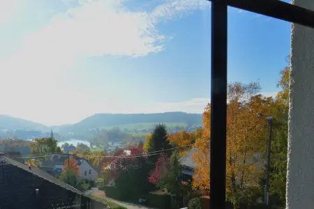 Les Cherbins, Séjour avec vue sur le lac à Vielsalm - Photo 24
