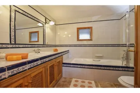 Nyany, Maison Majorquine avec Piscine et Vue - Photo 32