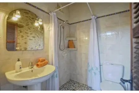Nyany, Maison Majorquine avec Piscine et Vue - Photo 36