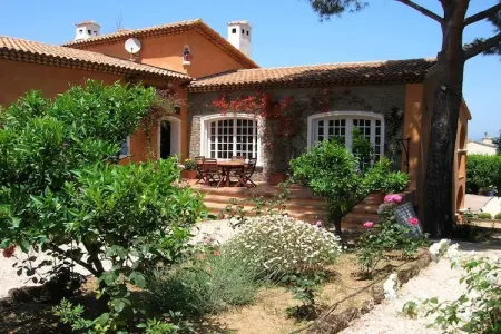 Villa Saint Tropez, Maison à Var près des Plages & Piscine - Photo 5
