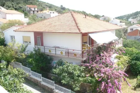 Tatjana, Appartement à Vinisce à 100m de la mer - Photo 5