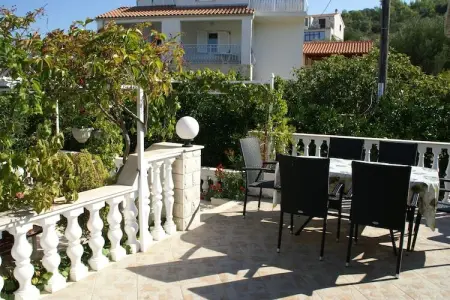 Tatjana, Appartement à Vinisce à 100m de la mer - Photo 25