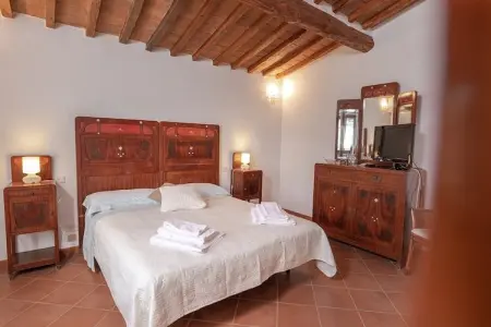 Casa del Re, Spacieuse maison de vacances avec piscine privée à Paizze - Photo 13