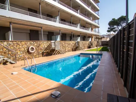 Appartement à Roses, Appartement moderne à Roses, 4 pers., piscine commune, proche plage - L1073731