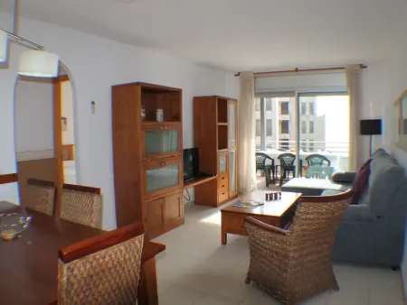 Appartement à Roses, Appartement neuf à Roses pour 4 pers., piscine commune à 2 min de la plage - L1073760