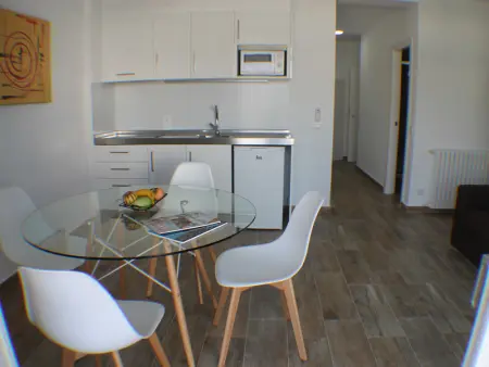 Appartement à Roses, Appartement confortable à Roses avec piscine, jardin et activités proches pour 4 personnes - L1073767