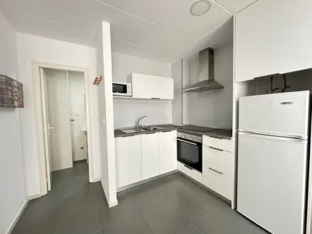 Appartement à Roses, Appartement pour 3 à Rosas, proche de la mer, avec télévision, au cœur de la ville - L1073819