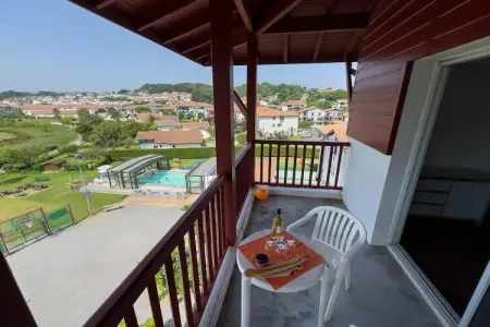 Appartement à Urrugne Saint Jean de Luz, Urrugne Saint-Jean-de-Luz - Appartement 2 Pièces 4 Personnes 1  bébé 2 salles d'eau - L1073993