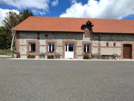 Gite à THIERGEVILLE, Gîte avec 3 chambres PMR et jardin près de Fécamp - L1074054