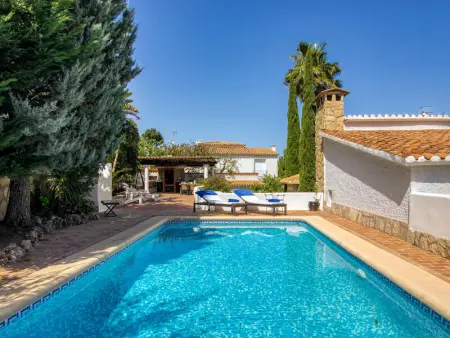 Villa à Denia, Villa avec piscine privée, climatisation, parking, animaux admis, Wi-Fi - 2 chambres à Denia - L1074142