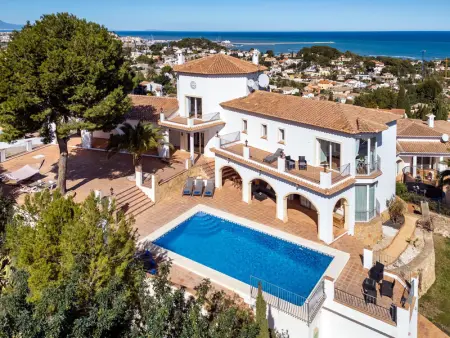 Villa à Denia, Villa luxueuse à Denia avec piscine privée, climatisation, Wi-Fi et parking. Animaux admis - L1074161