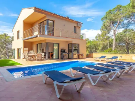 Maison à Tamariu, Villa avec Piscine Privée et Jardin à Tamariu, 1 km de la Plage - L1074178