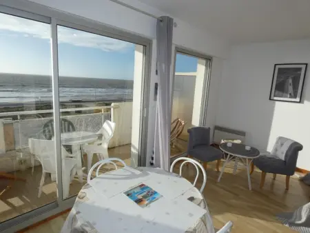 Studio bord de mer, balcon, animaux bienvenus, parking - Notre-Dame-de-Monts - Photo 1