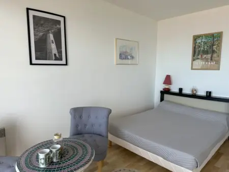 Studio bord de mer, balcon, animaux bienvenus, parking - Notre-Dame-de-Monts - Photo 6