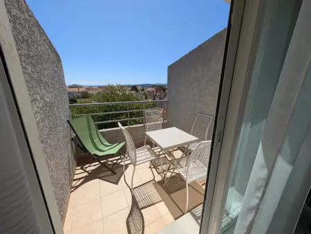 Appartement à Port la Nouvelle, Charmant T2 pour 4 pers à 100m de la plage avec balcon - L1074239