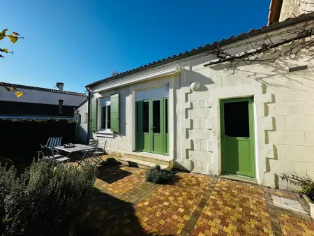 Charmante maisonnette à Fouras, 200m de la plage, idéale pour 4 personnes - Photo 1