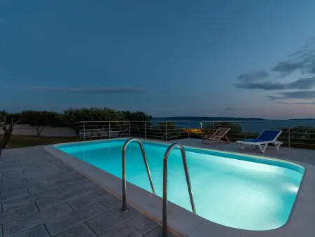Ria with heated pool, Maison 9 personnes à Trogir - Photo 32