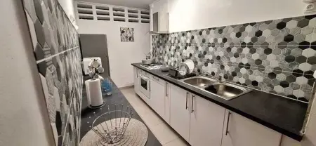 Appartement accueillant près de Basse-Terre, 57 m² avec balcon - Photo 5