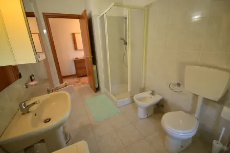 La Crocetta, Maison à Sesta Godano près du Lac - Photo 26