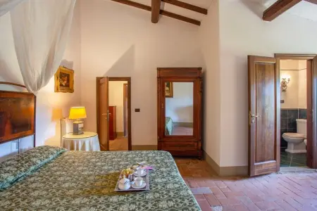 Villa Eugenia, Villa à Mugello avec piscine privée - Photo 14