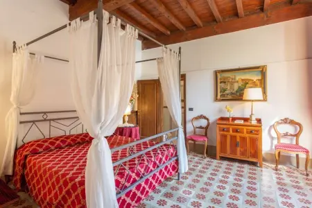 Villa Eugenia, Villa à Mugello avec piscine privée - Photo 16