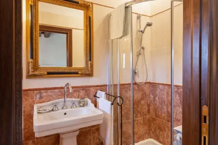 Villa Eugenia, Villa à Mugello avec piscine privée - Photo 30