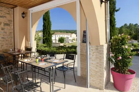 Le Domaine des Hauts de Salavas 4, Appartement au sommet d'une colline - Photo 23