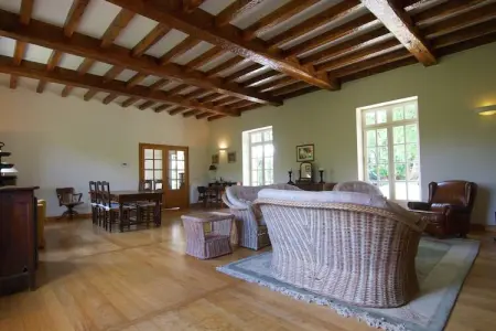 Pierre Trouée 6P, Maison de campagne luxuriante avec piscine privée - Photo 11