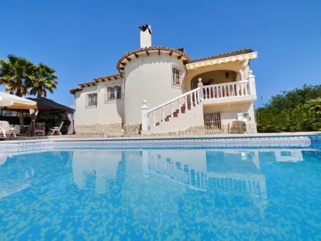 Villa à Calp, Grande villa confortable avec piscine privée, jardin et WiFi proche plage à Calpe - L1074580