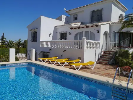 Villa à Benitachell, Villa moderne avec piscine privée, clim et WiFi à Benitachell - L1074595