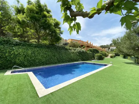 Maison à Begur, Alquiler casa adosada con piscina en Begur, centre - L1074611