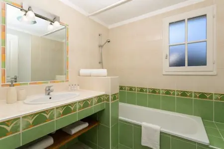 Le Domaine de Vertmarines 3, Villa à St. Jean-de-Monts avec Piscine Privée - Photo 30