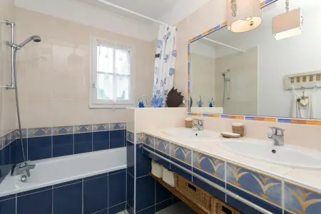 Le Domaine de Vertmarines 3, Villa à St. Jean-de-Monts avec Piscine Privée - Photo 32