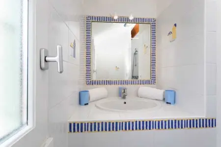 Le Domaine de Vertmarines 1, Villa Woodland près de la plage - Photo 33