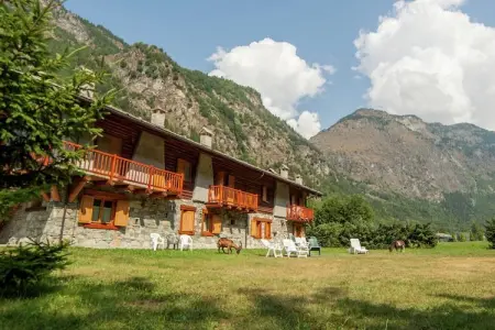 GrBe Trilo, Appartement à Antey avec vue sur les montagnes - Photo 1