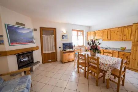 GrBe Trilo, Appartement à Antey avec vue sur les montagnes - Photo 2