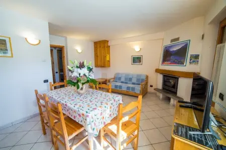 GrBe Trilo, Appartement à Antey avec vue sur les montagnes - Photo 14