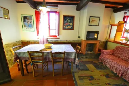 Partitoio Caprioli, Chalet en pierre tranquille - Photo 1