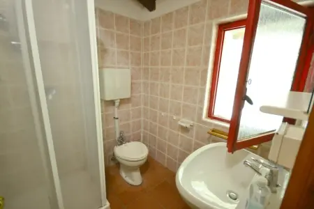 Partitoio Caprioli, Chalet en pierre tranquille - Photo 21