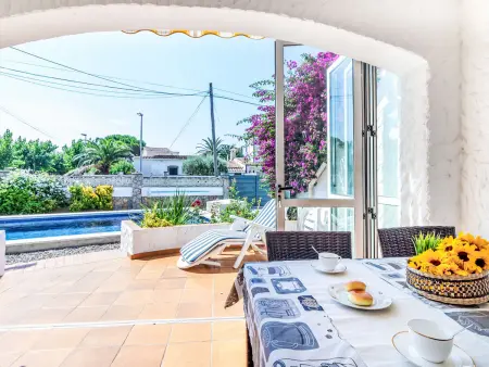 Casa d'Ibis, jolie petite maison de vacances avec sa piscine privée et ses Palmiers - Photo 17