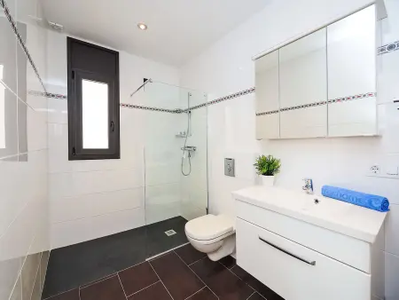 Maison Alberes 125A, moderne et accueillante sur le bord du canal - Photo 12